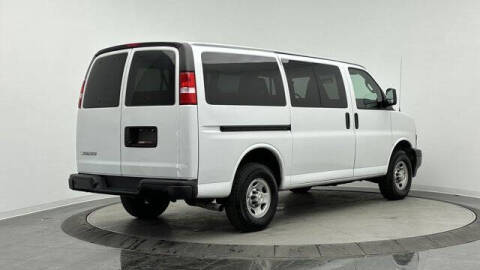 2023 Chevrolet Express LS 3500