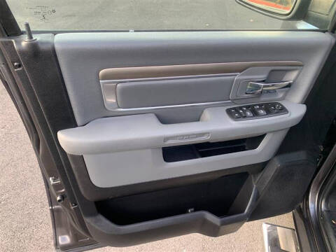 2016 RAM 1500 Big Horn