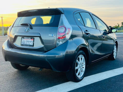 2012 Toyota Prius c One