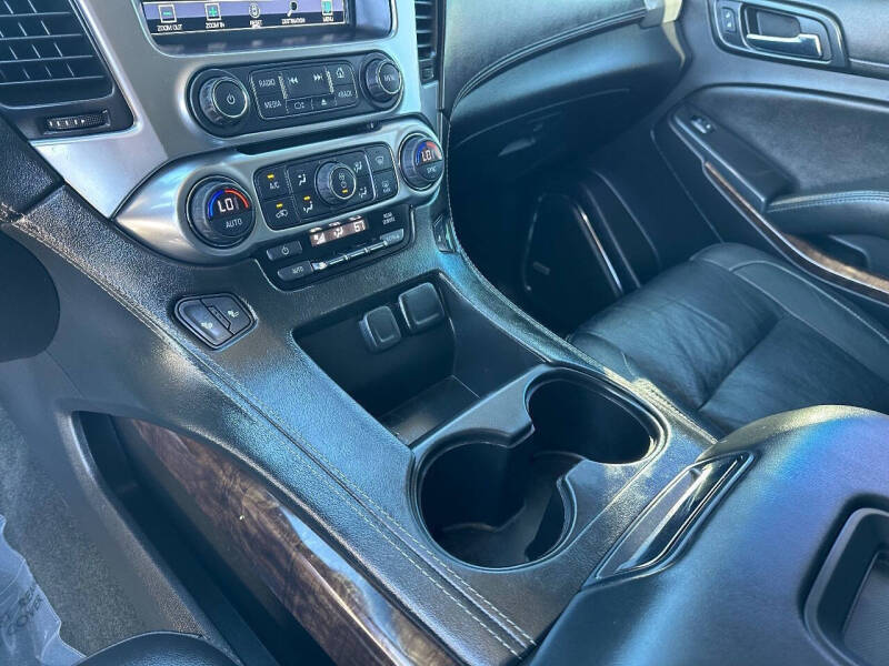 2018 Chevrolet Suburban LT