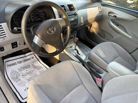 2011 Toyota Corolla LE