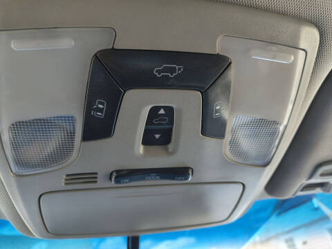 2017 Toyota Sienna XLE 8-Passenger