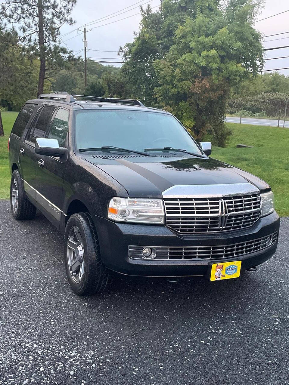 2010 Lincoln Navigator for sale at Town Auto Inc in Clifton Park, NY