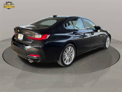 2023 BMW 3 Series 330e