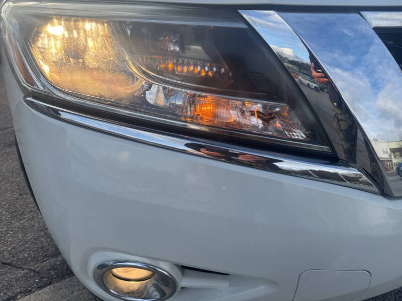 2014 Nissan Pathfinder Platinum