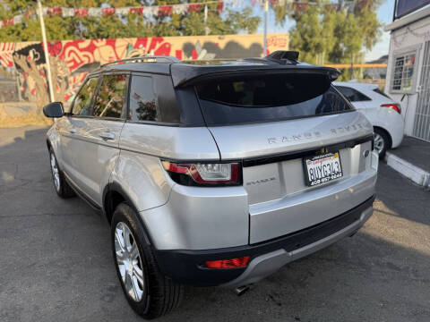 2017 Land Rover Range Rover Evoque SE Premium