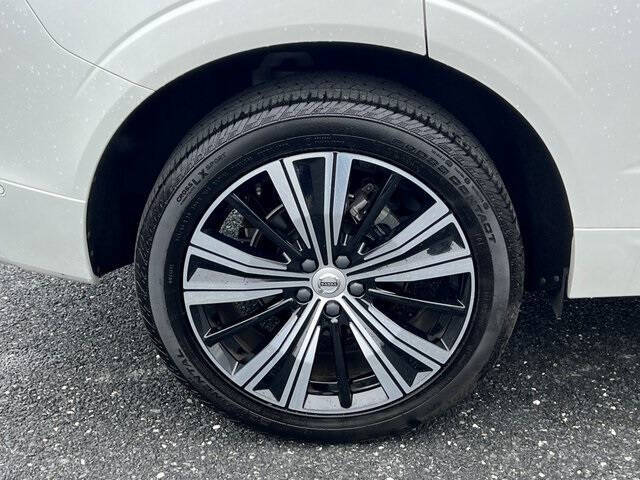 2022 Volvo XC60 B5 Inscription