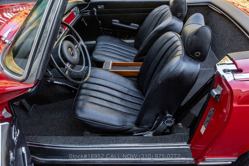 1970 Mercedes-Benz 280-Class