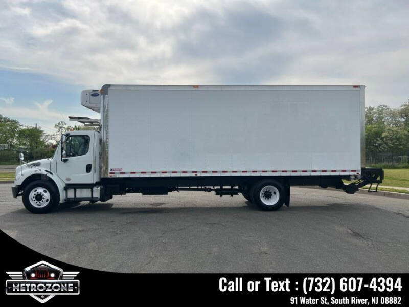 2016 Freightliner M2 106
