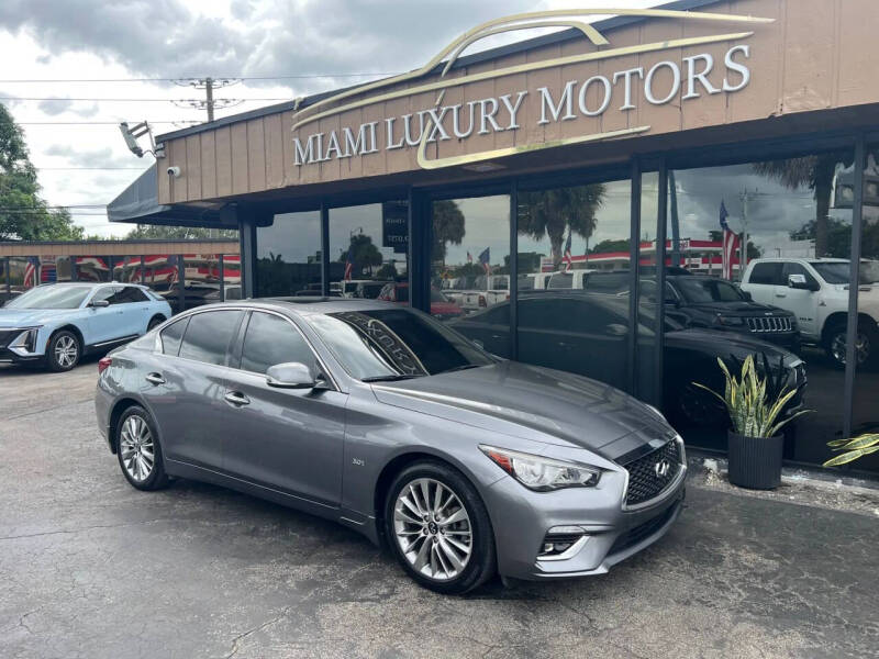 2022 Infiniti Q50 Luxe