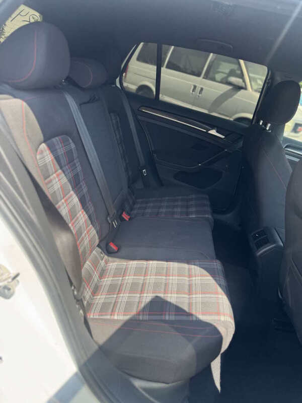 2017 Volkswagen Golf GTI S