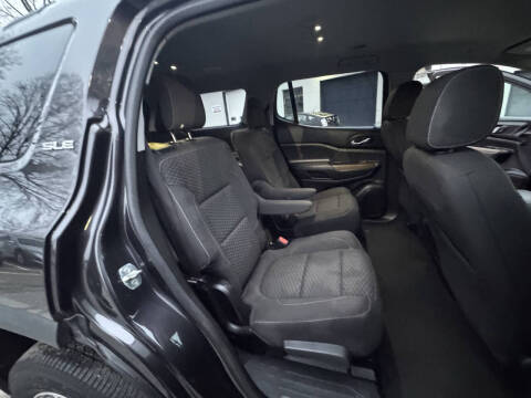 2017 GMC Acadia SLE-2