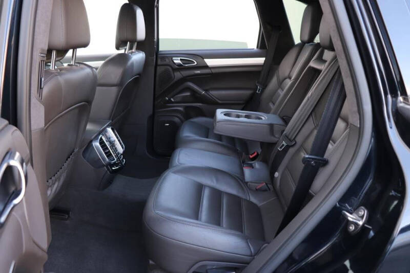 2015 Porsche Cayenne Turbo