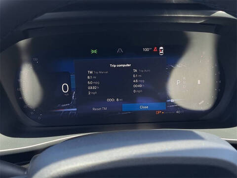 2026 Volvo XC40 B4 Plus