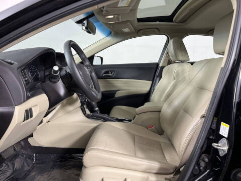 2013 Acura ILX 2.0L w/Premium