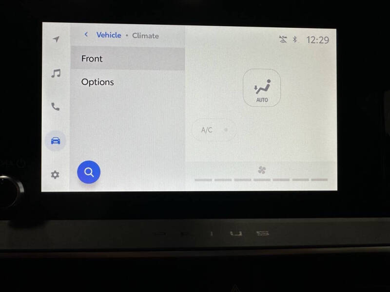 2025 Toyota Prius XLE