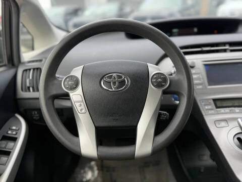 2014 Toyota Prius Two