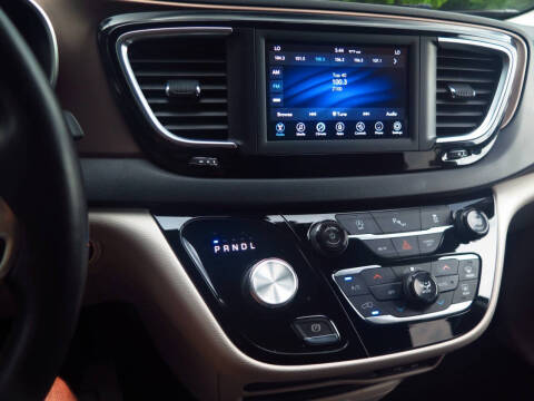 2019 Chrysler Pacifica Touring L