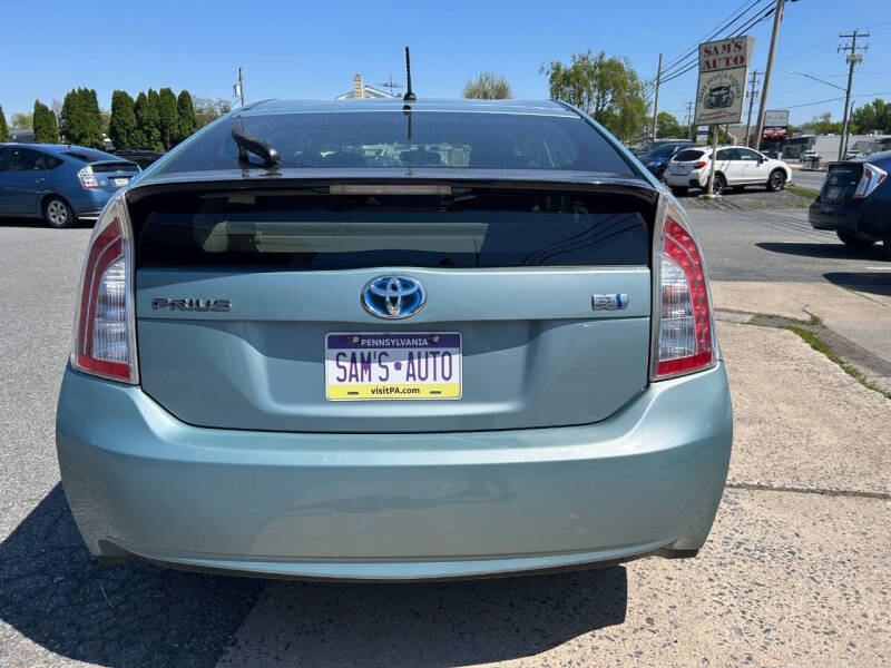 2014 Toyota Prius Two