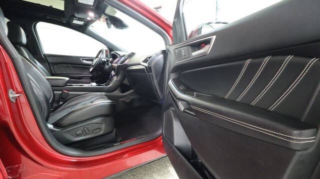 2020 Ford Edge ST