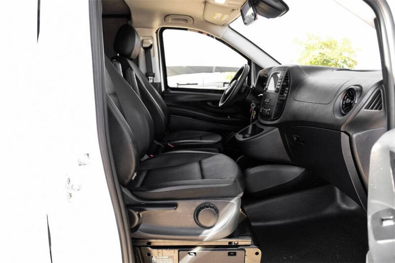 2023 Mercedes-Benz Metris Cargo