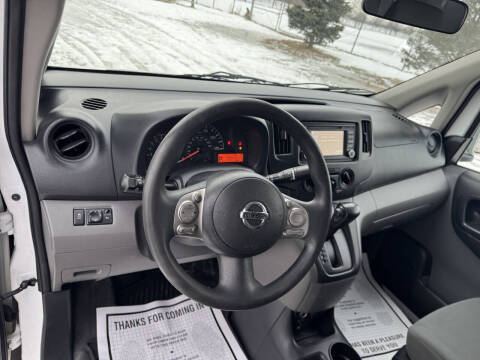 2017 Nissan NV200 SV