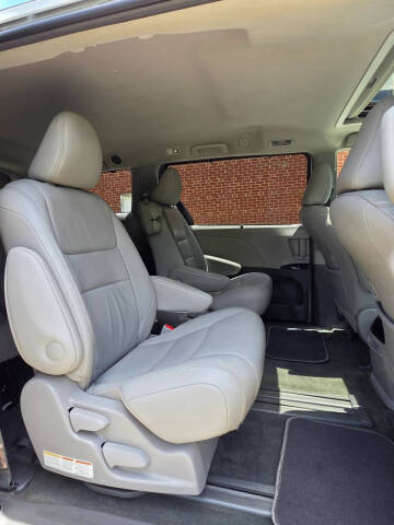 2017 Toyota Sienna