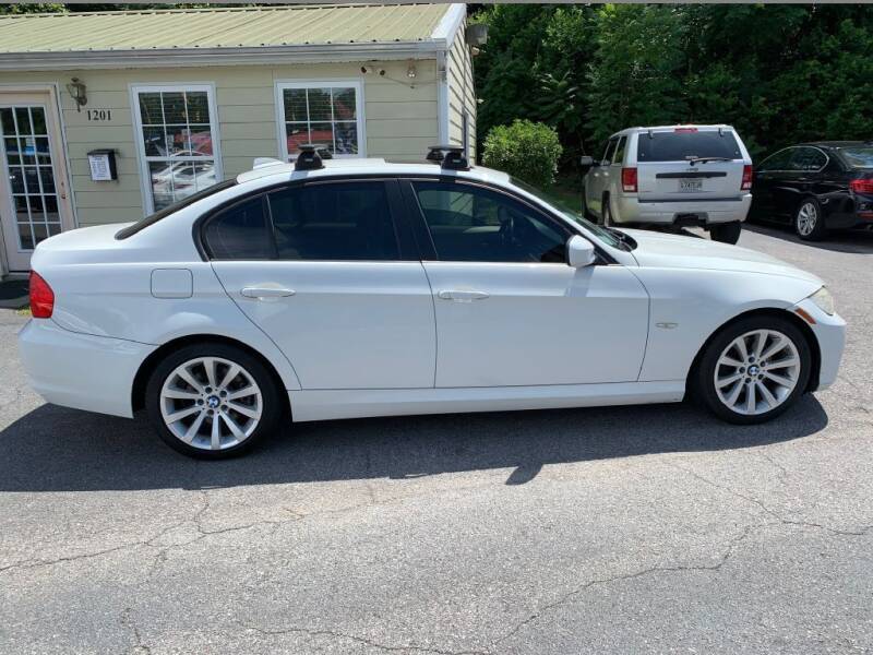 2011 BMW 3 Series for sale at JM AUTO SALES LLC in West Columbia SC