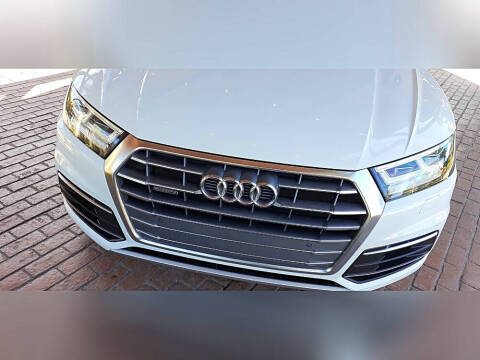 2019 Audi Q5 quattro Premium Plus 45 TFSI