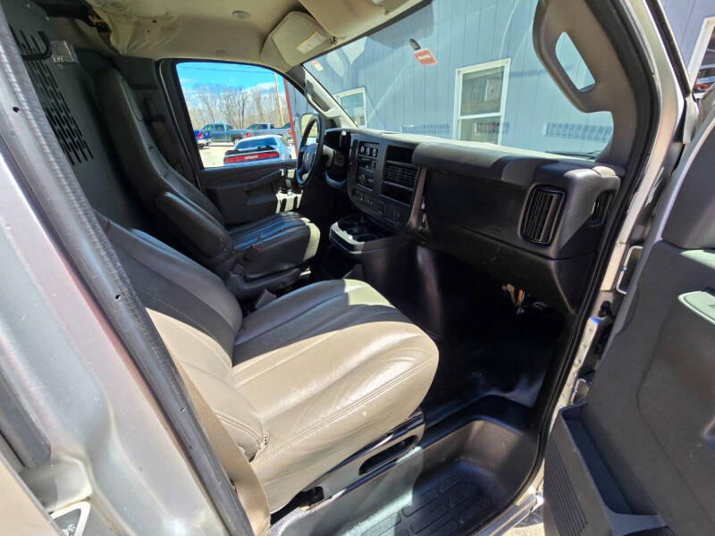 2017 Chevrolet Express 2500