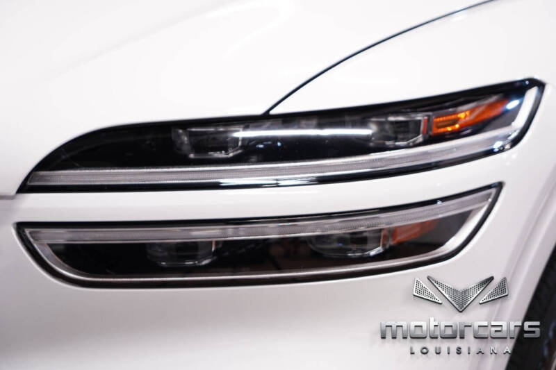 2022 Genesis GV70 2.5T Standard