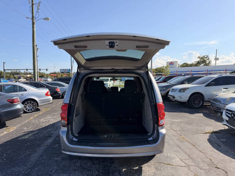 2015 Dodge Grand Caravan SE