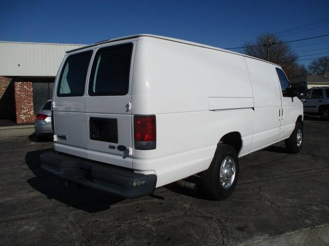 2010 Ford E-Series E-350 SD