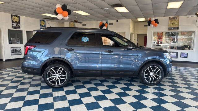 2018 Ford Explorer Sport