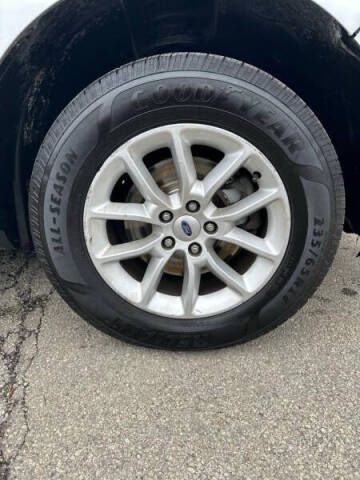 2013 Ford Edge SE