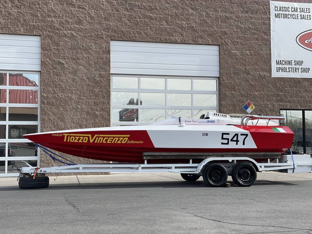 1984 Tiozzo Molinari Falcon BPM Race Boat 2