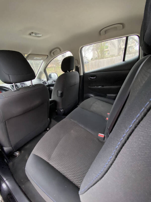 2014 Nissan LEAF S