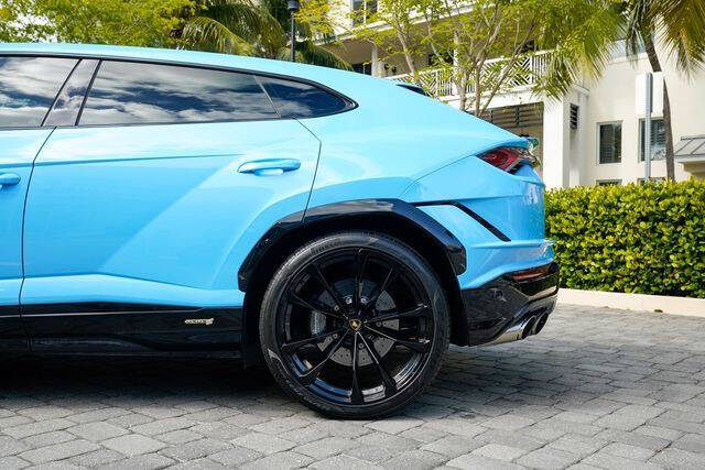 2024 Lamborghini Urus S
