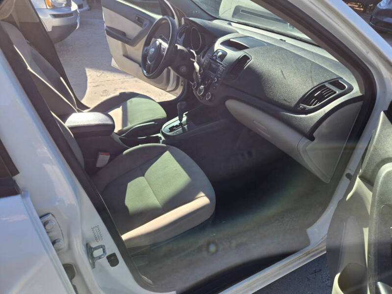 Image of 2010 Kia Forte EX