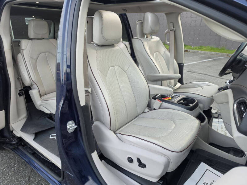 2017 Chrysler Pacifica Limited