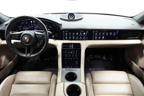 2022 Porsche Taycan 4 Cross Turismo