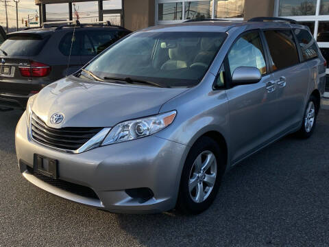 2012 Toyota Sienna for sale at MAGIC AUTO SALES in Little Ferry NJ