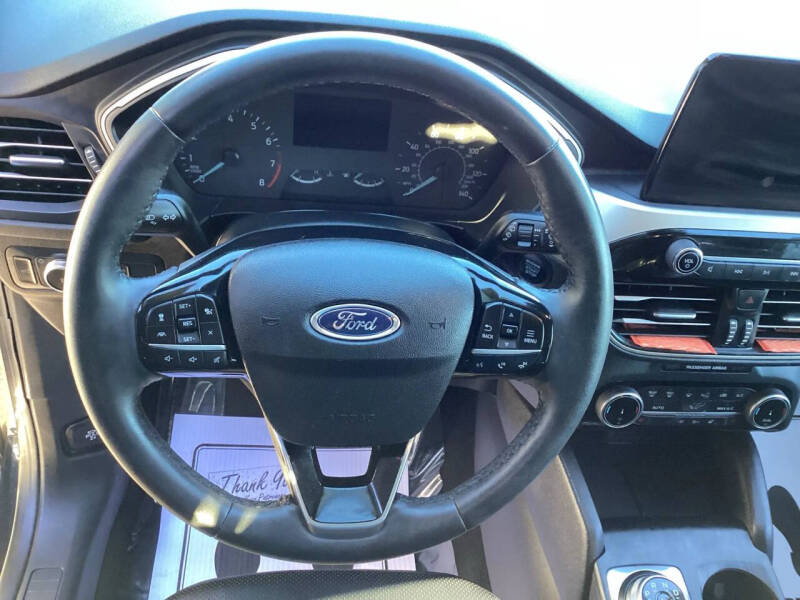 2022 Ford Escape SEL