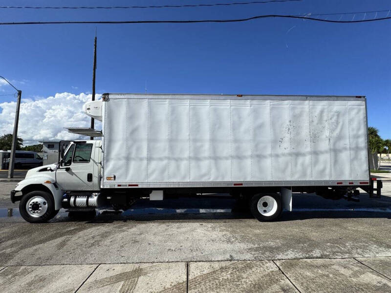 2016 International DuraStar 4300