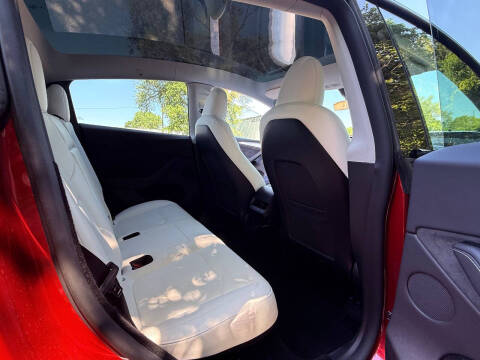 2024 Tesla Model Y Long Range