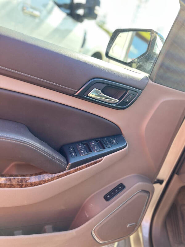 2015 Chevrolet Suburban LTZ