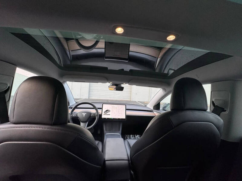 2021 Tesla Model 3 Standard Range Plus