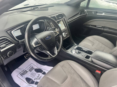 2017 Ford Fusion V6 Sport