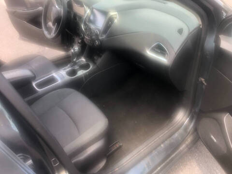 2017 Chevrolet Cruze LT Auto