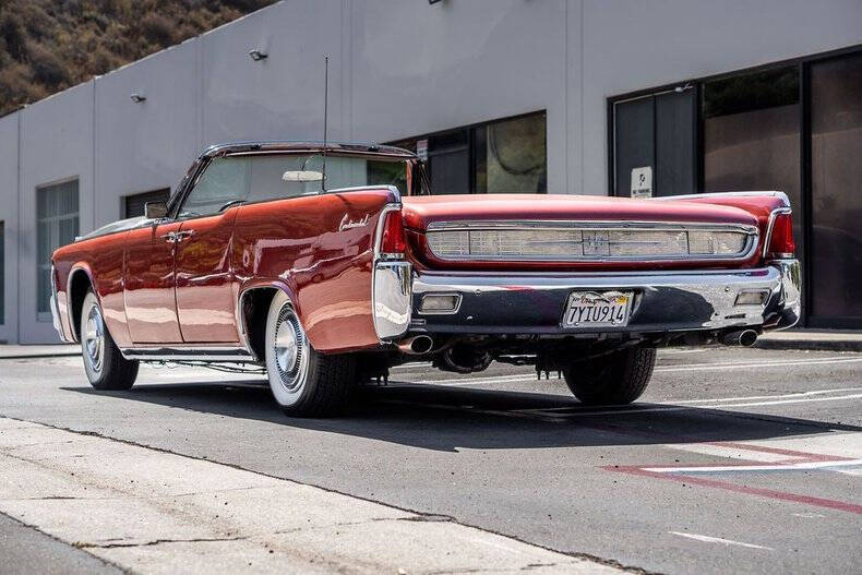1962 Lincoln Continental